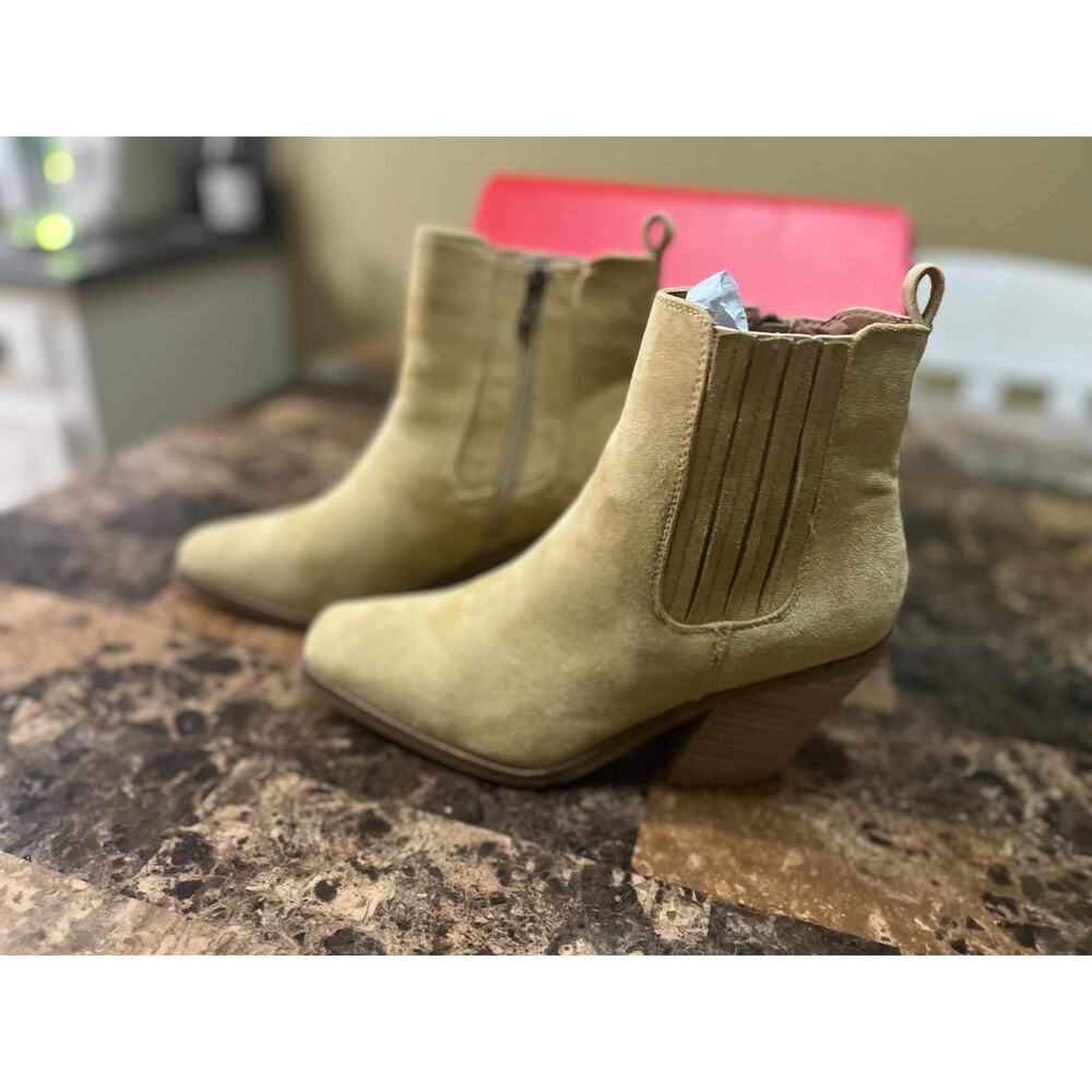 Beast Fashion Bronda Ankle Bootie